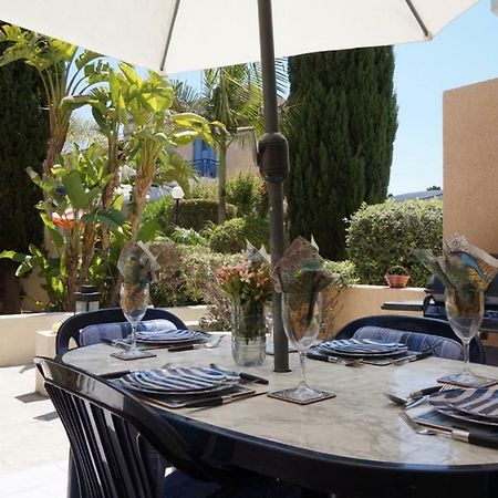 Aurora Townhouse - Complimentary Paphos Airport Transport Villa Buitenkant foto